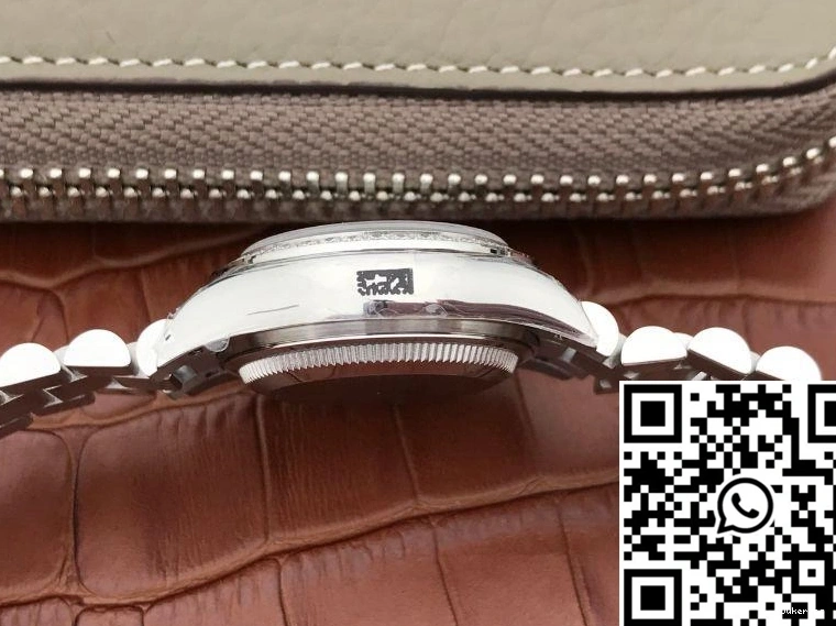 Rolex Dial 28mm Datejust Lady Silver 279136RBR 0401